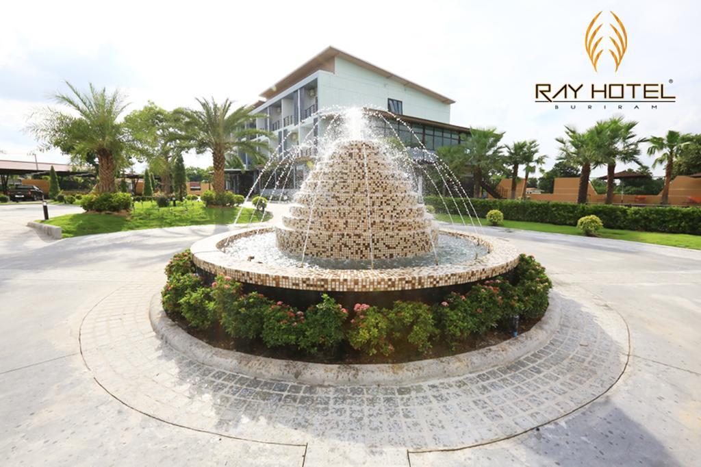 Ray Hotel Buriram Exteriér fotografie